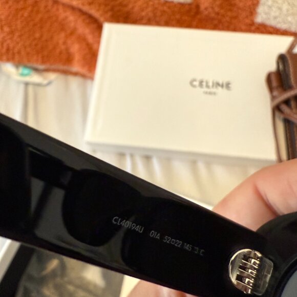 Celine TRIOMPHE Sunglasses in Black - Picture 4 of 10